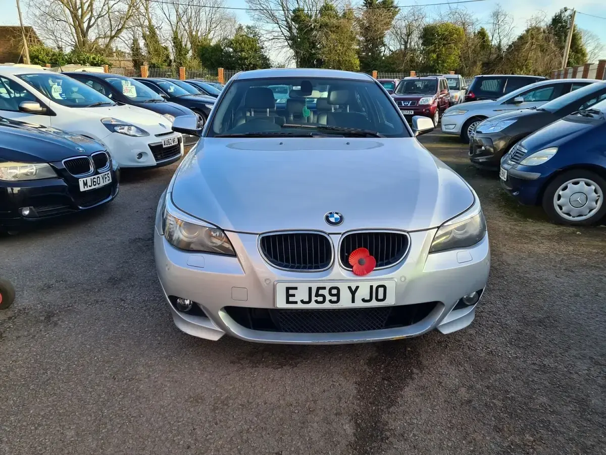 Used BMW 520 M Sport 177 HP (130 kW) 2009 Silver Sedan