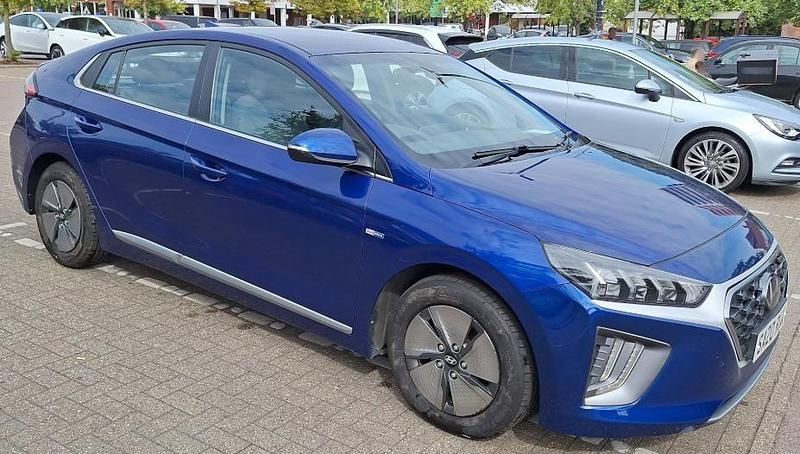Blue Used 2020 Hyundai Ioniq Premium Hatchback | £13,899 (Fair price) - Image 1/1