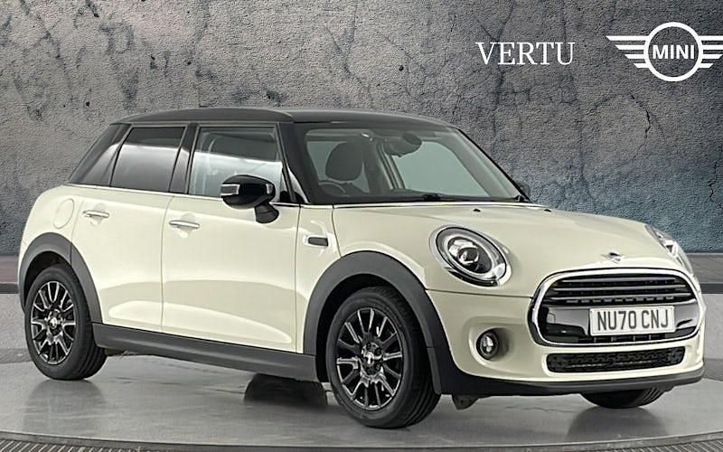 Begagnad Mini Cooper Classic 136 HK (100 kW) 2020 Vit Halvkombi