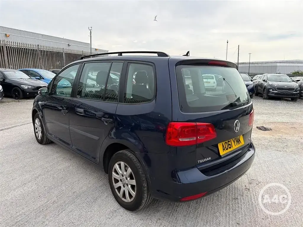 Used VW Touran S 105 HP (77 kW) 2012 Blue MPV