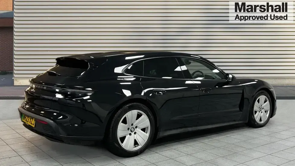 Used Porsche Taycan Sport Turismo Sport Turismo 350 kW (476 HP) 2023 Black Estate
