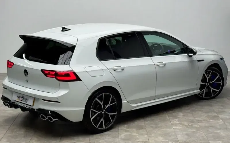 Used VW Golf VIII R 320 HP (235 kW) 2024 Hatchback