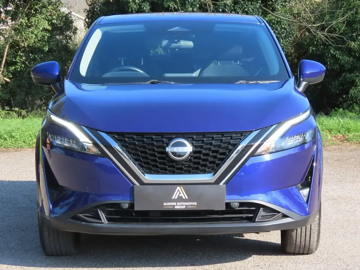Gebraucht Nissan Qashqai Acenta Premium 158 PS (116 kW) 2022 Blau SUV
