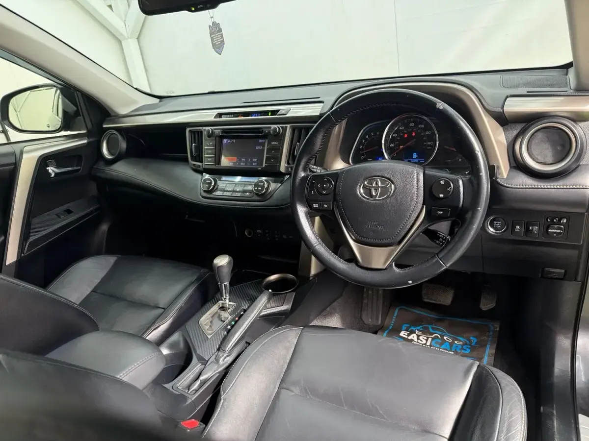 Used Toyota RAV4 150 HP (110 kW) 2013 Grey SUV