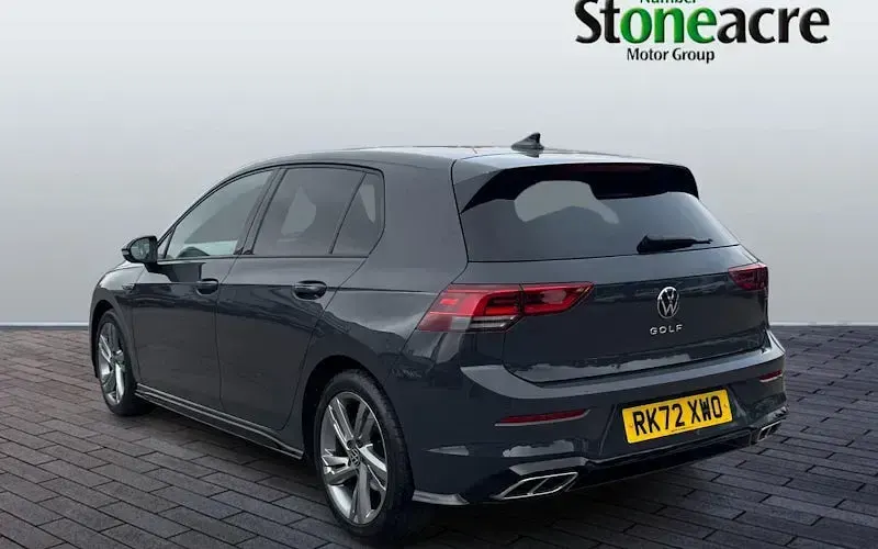 Used VW Golf VIII R-line 131 HP (96 kW) 2024 Hatchback