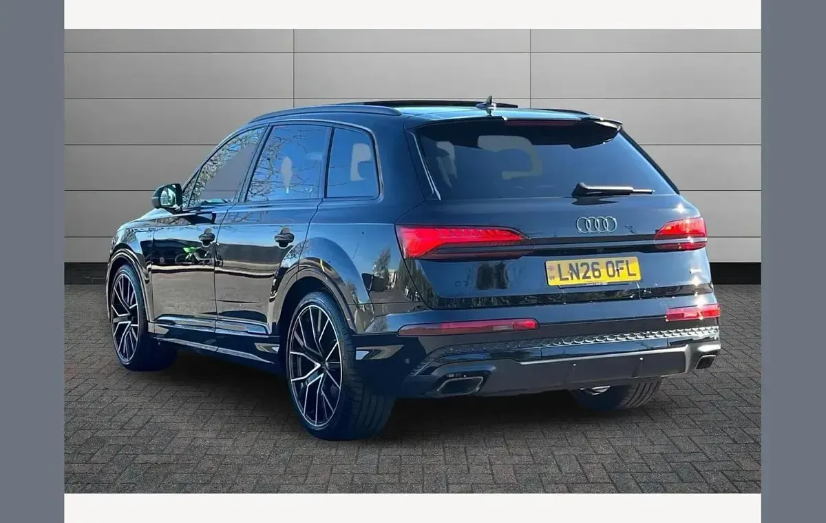 Used Audi Q7 Black Edition 340 HP (250 kW) 2026 Black SUV