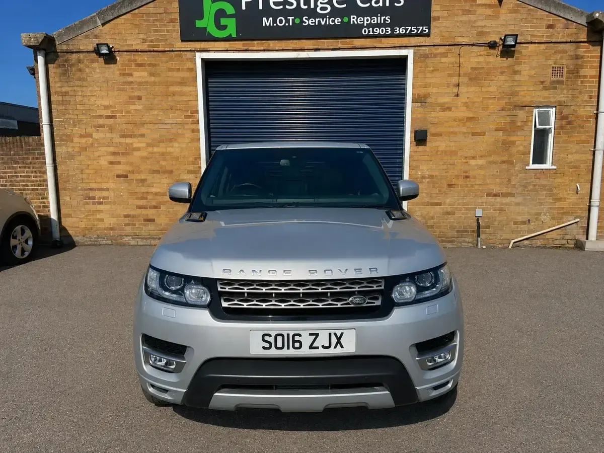 Used Land Rover Range Rover HSE 306 HP (225 kW) 2016 Silver SUV