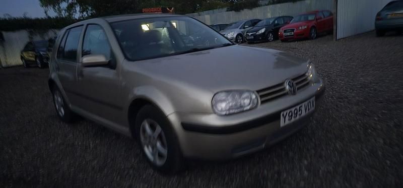 Beige Used 2001 VW Golf IV SE Hatchback | £995 (Fair price) - Image 1/4