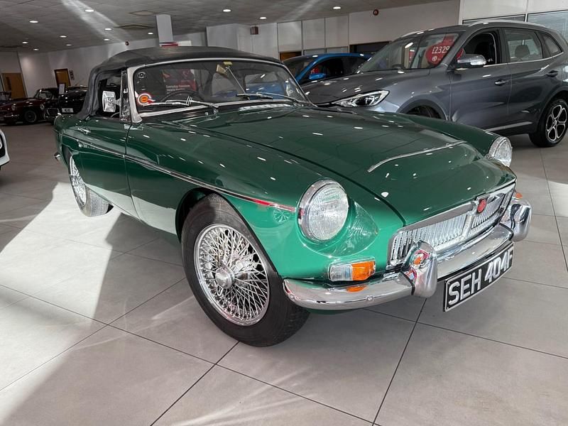 Green Used 1968 MG C Cabriolet | £29,995 - Image 1/4