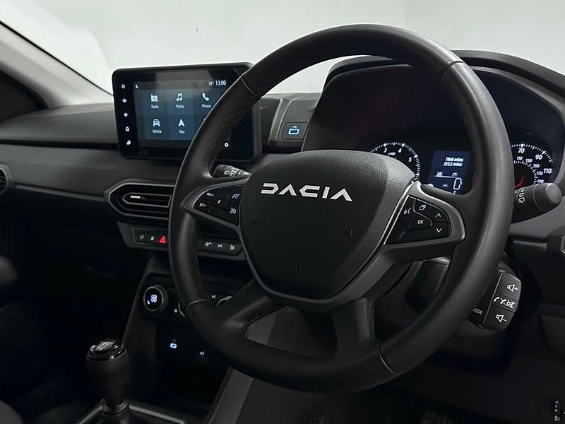 Used Dacia Sandero Extreme 91 HP (66 kW) 2024 Grey Hatchback