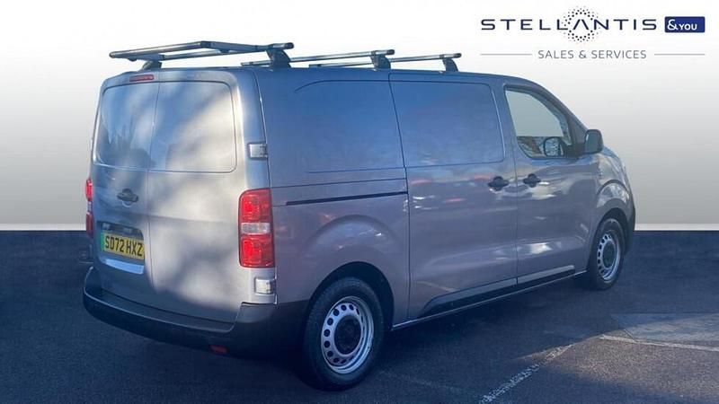 Used Peugeot e-Expert 98 kW (134 HP) 2022 Grey Van