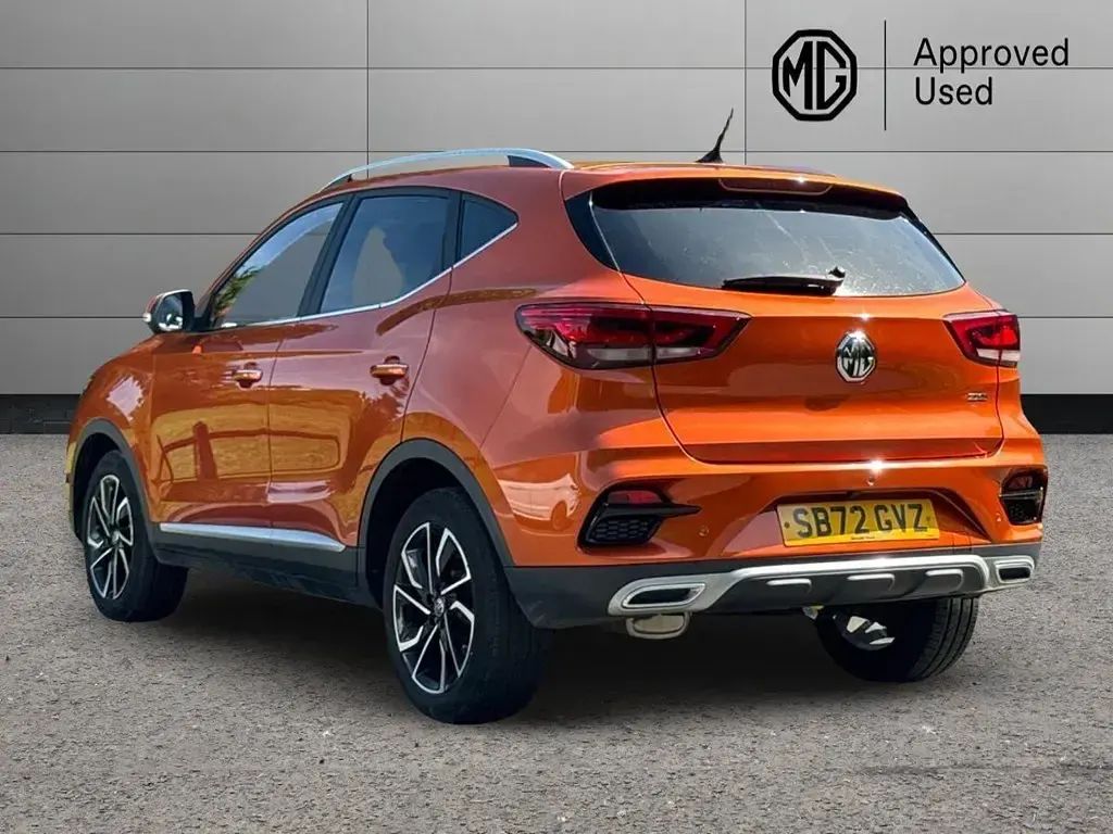 Usado MG ZS 111 HP (81 kW) 2023 Laranja SUV
