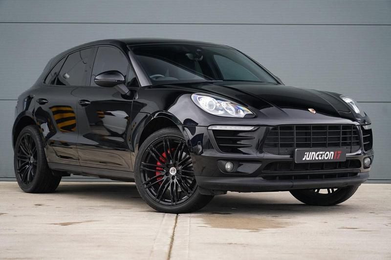 Used Porsche Macan 258 HP (189 kW) 2018 Black SUV