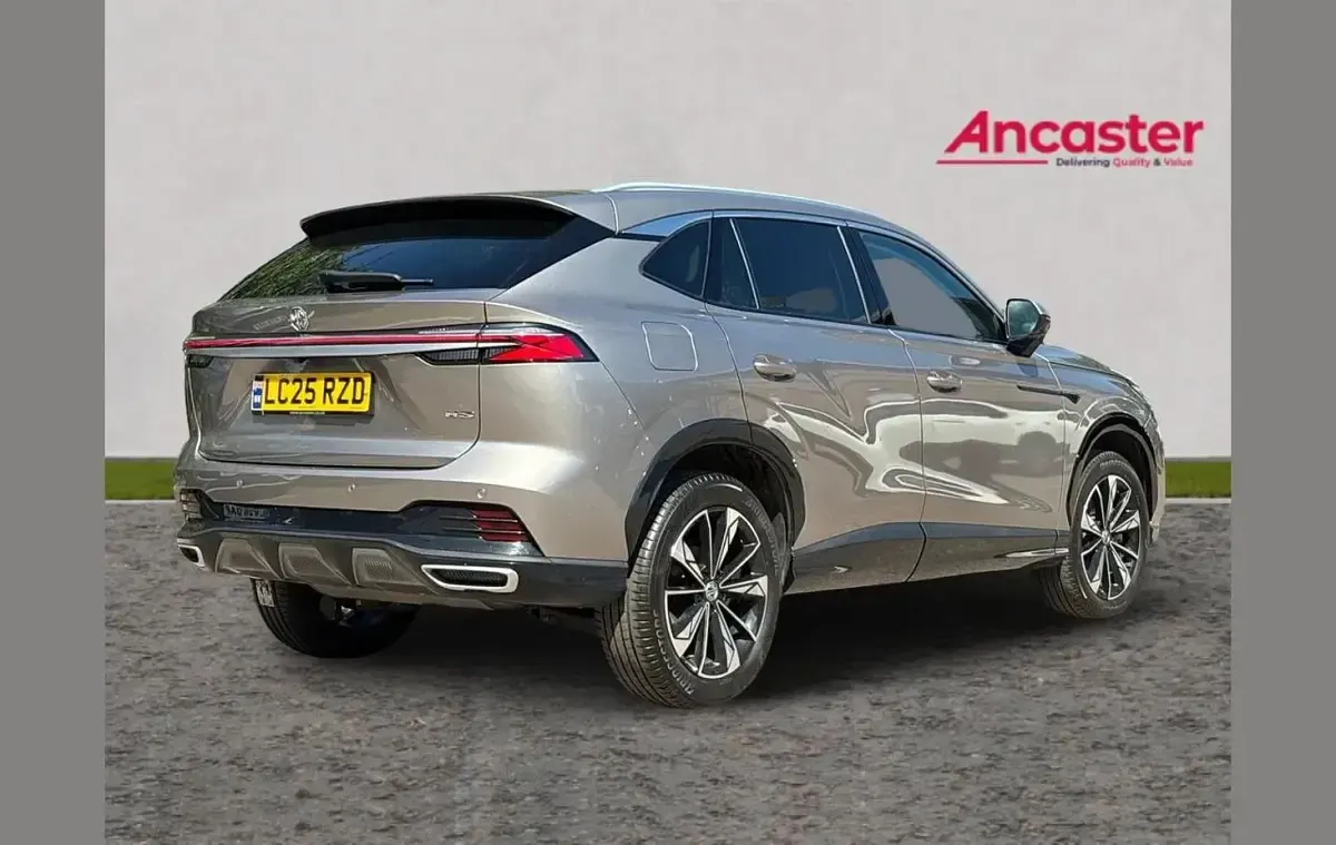 Used MG HS Trophy 170 HP (125 kW) 2025 Silver SUV