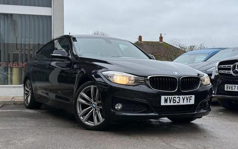 Used BMW 320 Sport Line 184 HP (135 kW) 2013 Black Hatchback