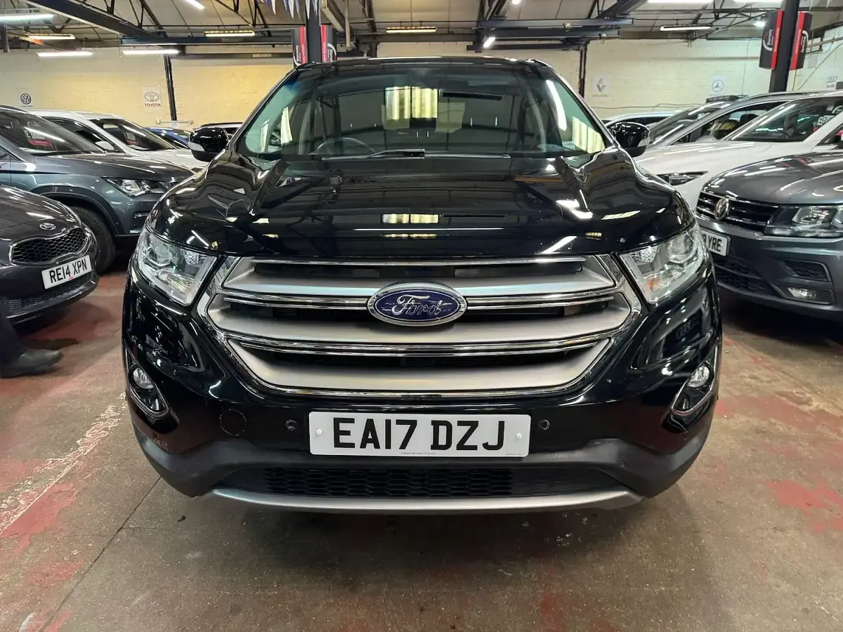 Used Ford Edge Titanium 180 HP (132 kW) 2017 Black SUV