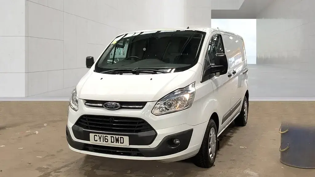 Usado Ford Transit Custom Trend 125 HP (91 kW) 2016 Branco Van