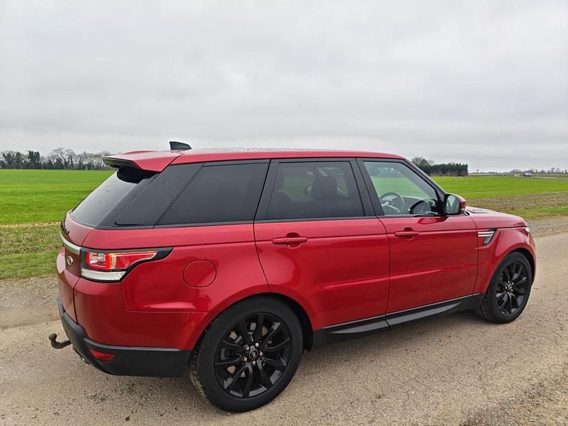 Used Land Rover Range Rover Sport HSE 302 HP (222 kW) 2017 Red SUV