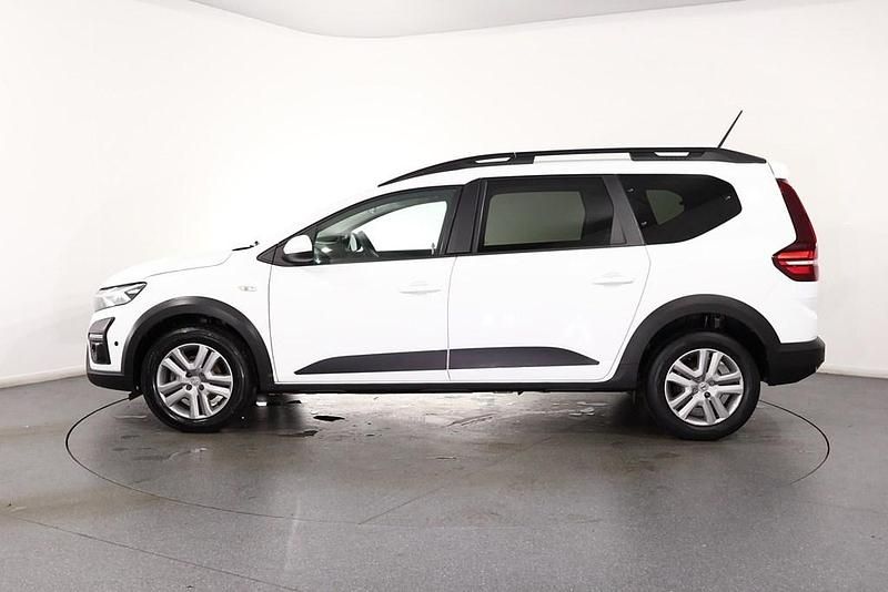 Second-hand Dacia Jogger Comfort 2022 Alb Monovolum