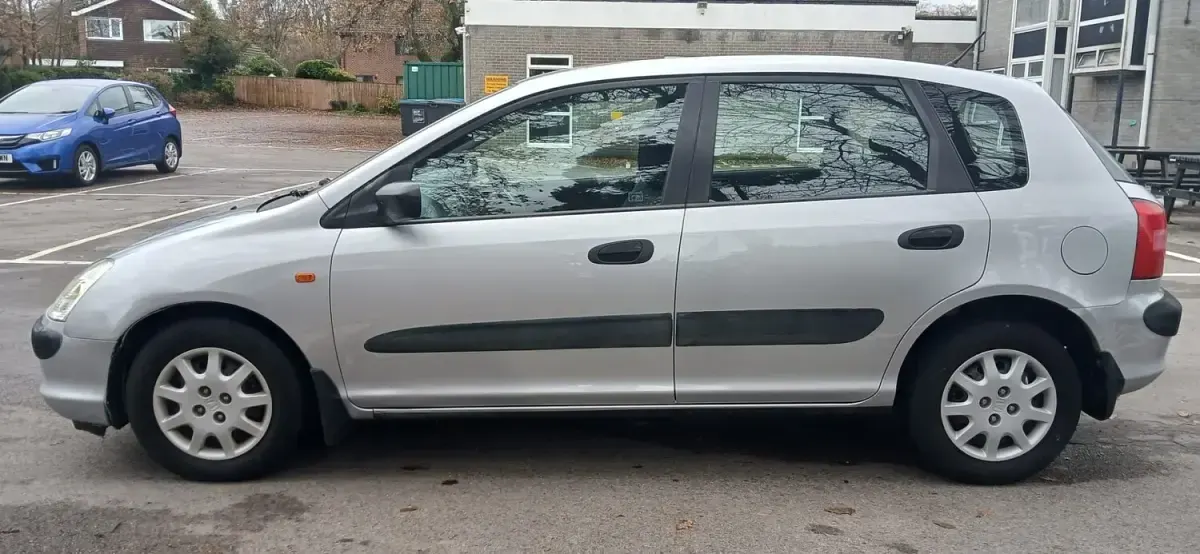 Used Honda Civic 2002 Silver Hatchback