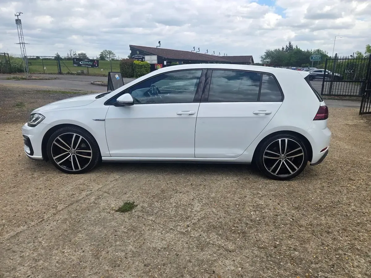 Used VW Golf VII GTD 2019 White Hatchback