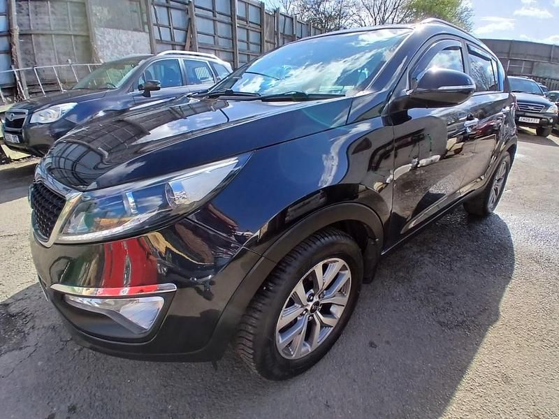 Usado Kia Sportage 133 HP (97 kW) 2014 Preto SUV