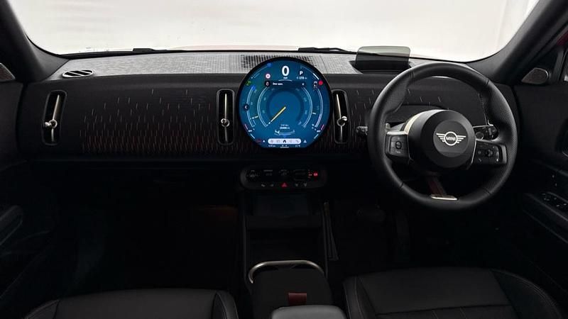 Used Mini Countryman 168 HP (123 kW) 2024 Red SUV