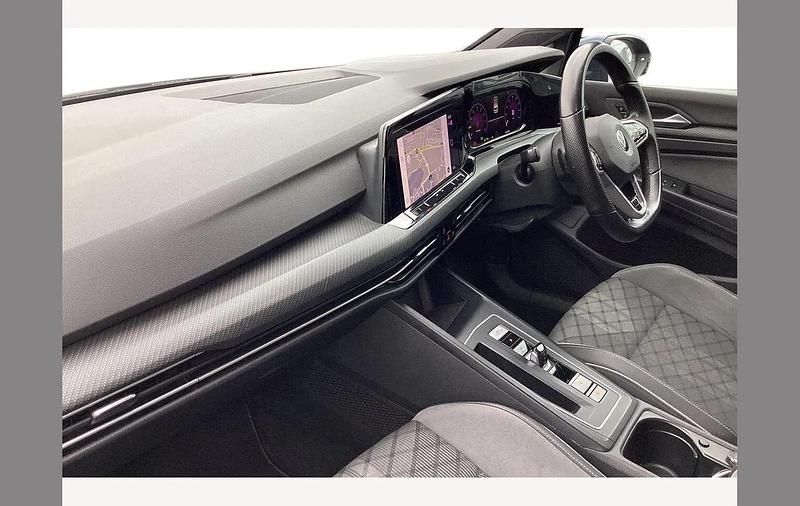 Used VW Golf VIII R-line 150 HP (110 kW) 2020 Blue Hatchback