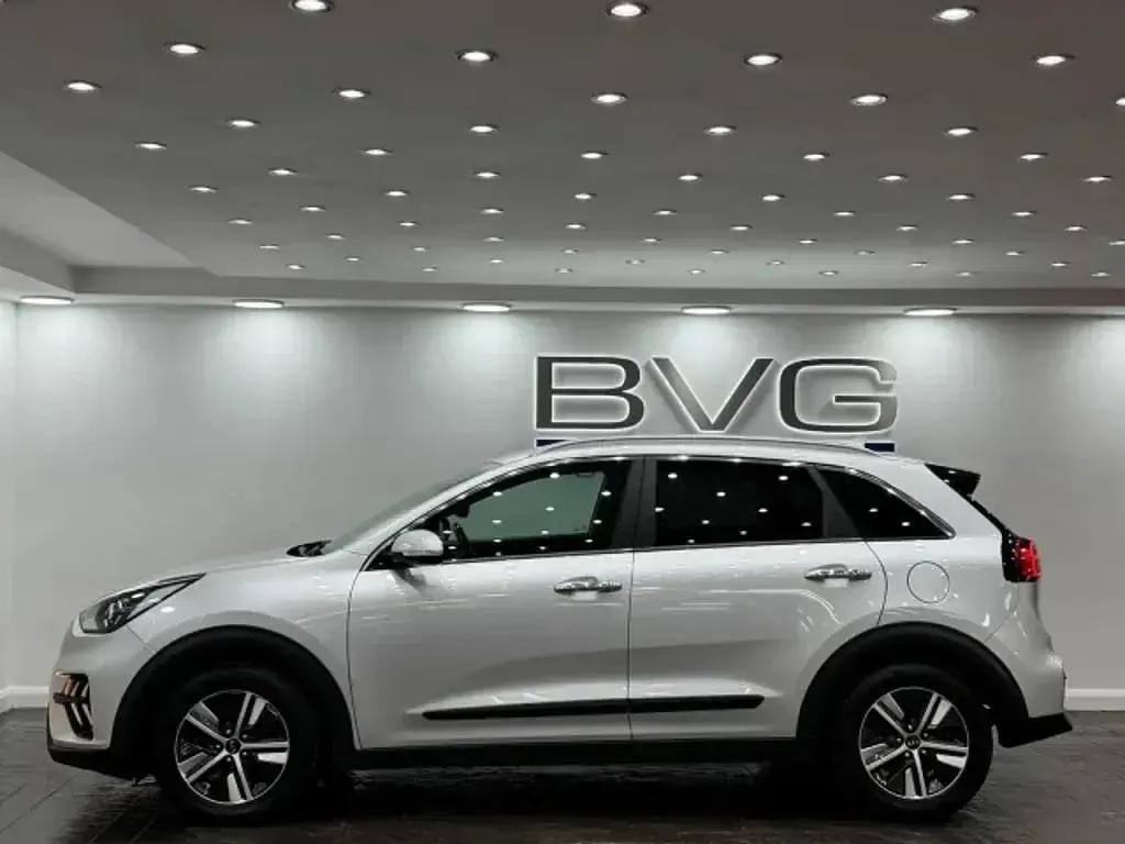 Used Kia Niro 141 HP (103 kW) 2019 Silver SUV