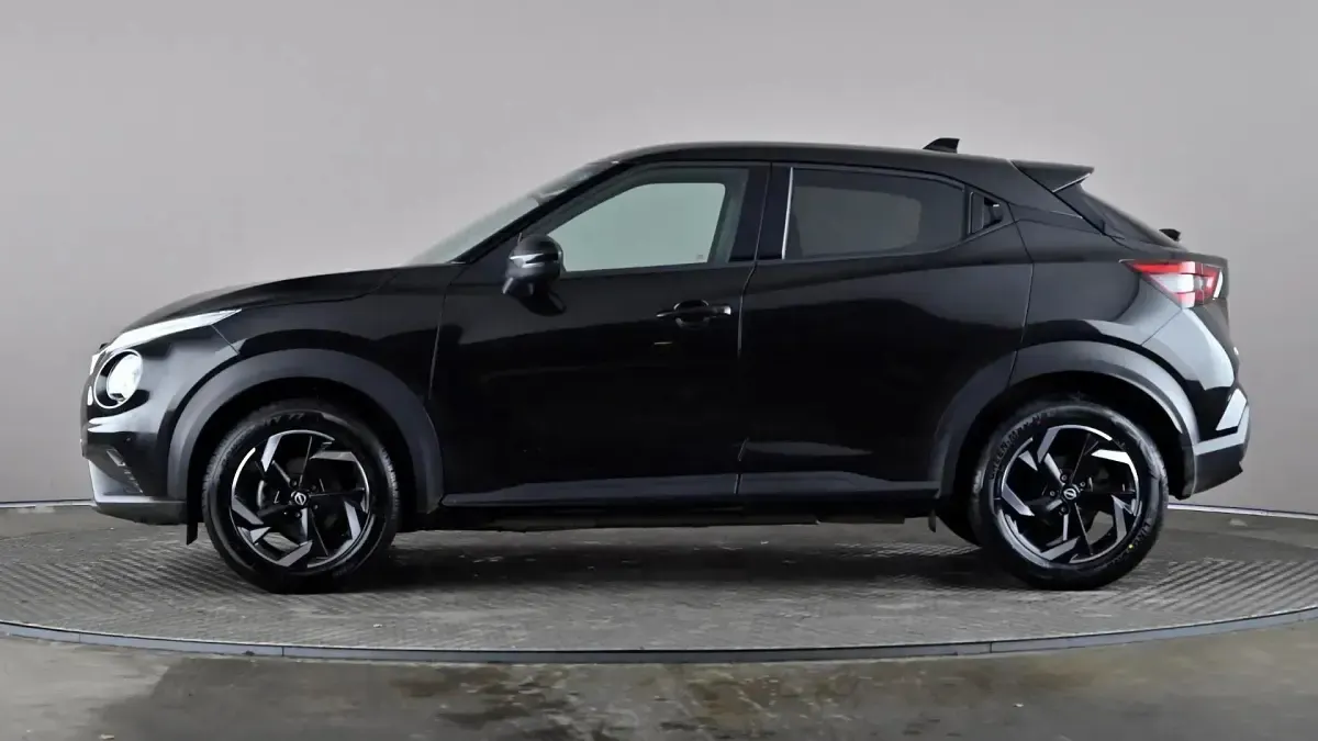 Used Nissan Juke N-Connecta 114 HP (83 kW) 2024 Black SUV