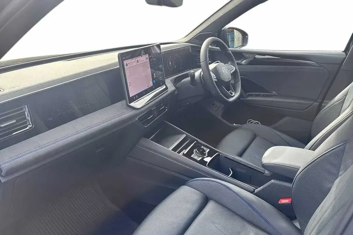 Used VW Tiguan R-line 150 HP (110 kW) 2026 Grenadilla black SUV