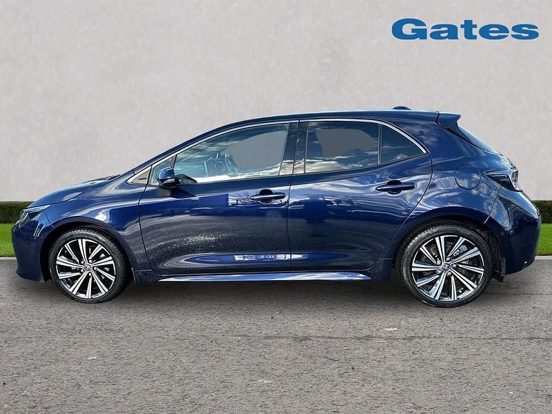 Used Toyota Corolla Design 2022 Blue Hatchback