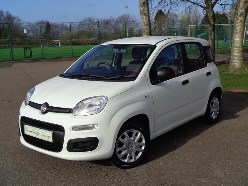 Used Fiat Panda Pop 69 HP (50 kW) 2016 Ambient white Hatchback