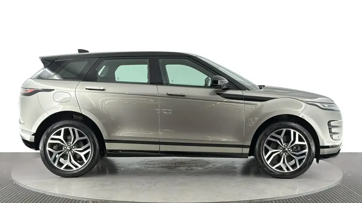 Used Land Rover Range Rover evoque HSE Dynamic 253 HP (186 kW) 2022 Silver SUV