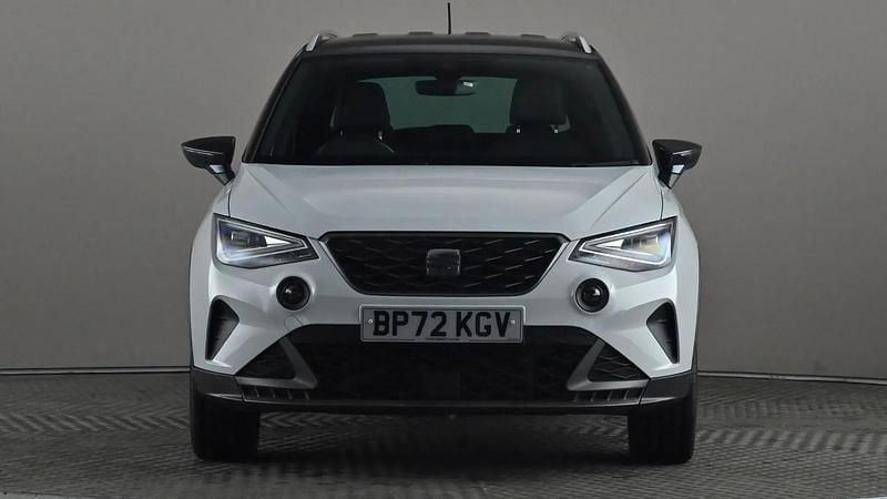 Used Seat Arona FR Sport 110 HP (80 kW) 2023 White SUV