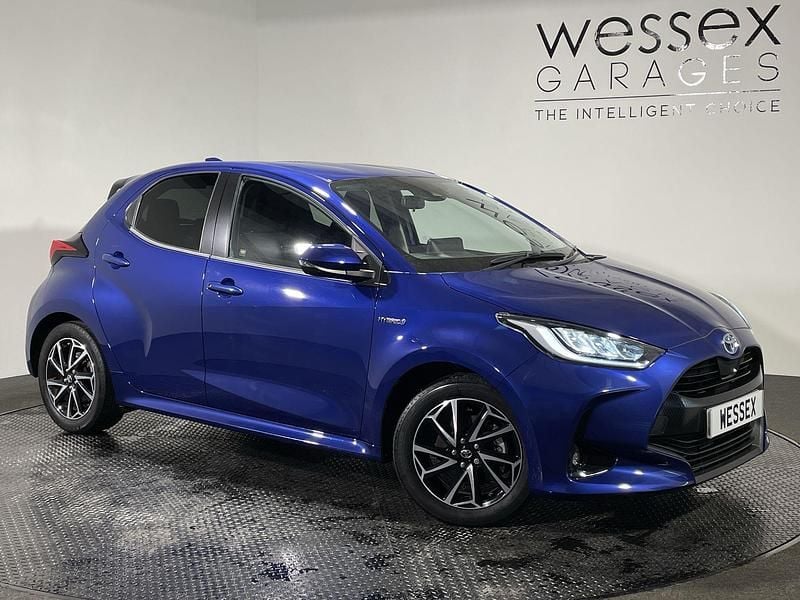 Used 2021 Toyota Yaris Hybrid Design Hatchback | £15,480 (Good price) - Image 1/1