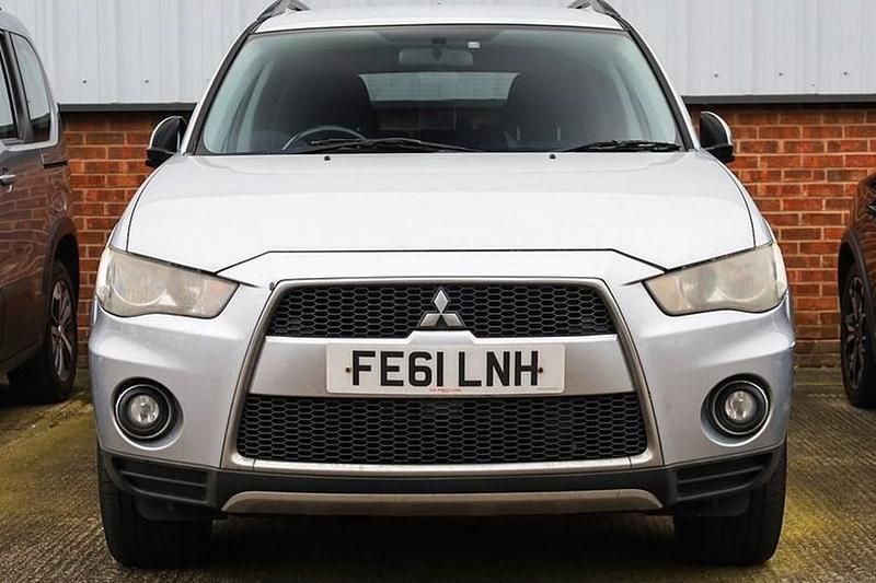 Used Mitsubishi Outlander 2012 Silver SUV