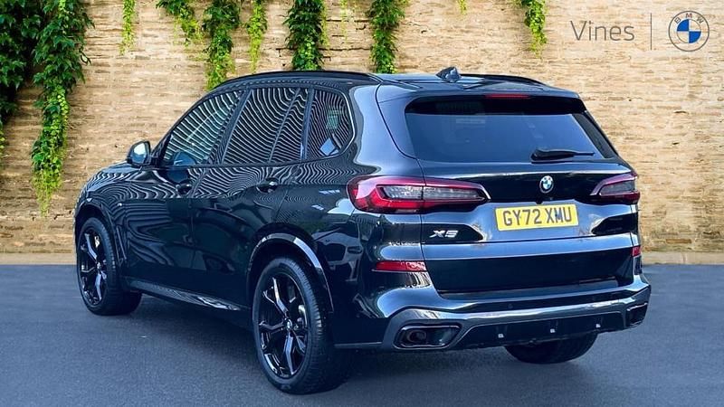 Used BMW X5 M Sport 335 HP (246 kW) 2022 Black SUV