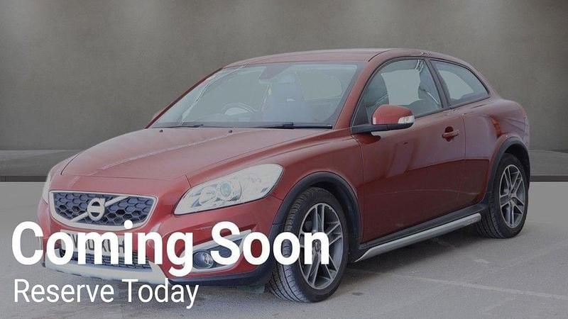 Used Volvo C30 SE 109 HP (80 kW) 2010 Red Hatchback