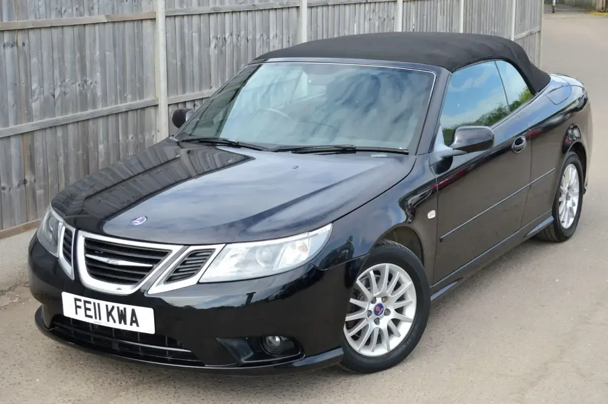 Begagnad Saab 9-3 Cabriolet Linear 2011 Svart Cab
