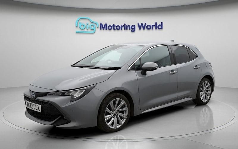 Used Toyota Corolla Design 122 HP (89 kW) 2022 Grey Hatchback