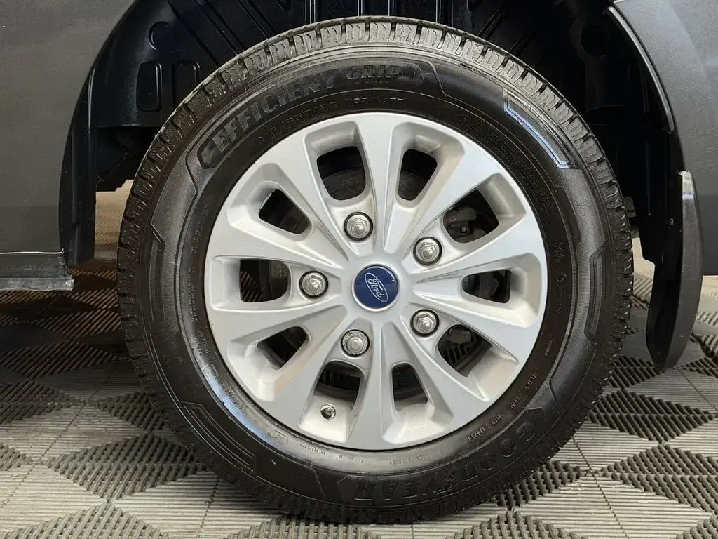 Used Ford Transit Custom Trend 128 HP (94 kW) 2016 Grey Van