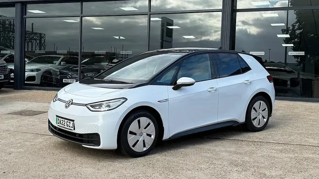 Used VW ID.3 Pro Performance 150 kW (204 HP) 2022 White Hatchback
