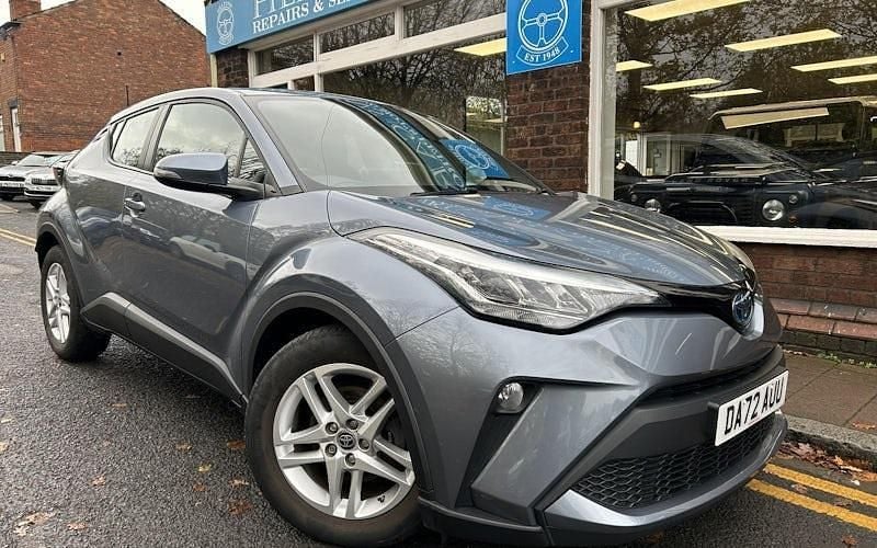 Used 2023 Toyota C-HR SUV | £18,950 (Good price) - Image 1/4