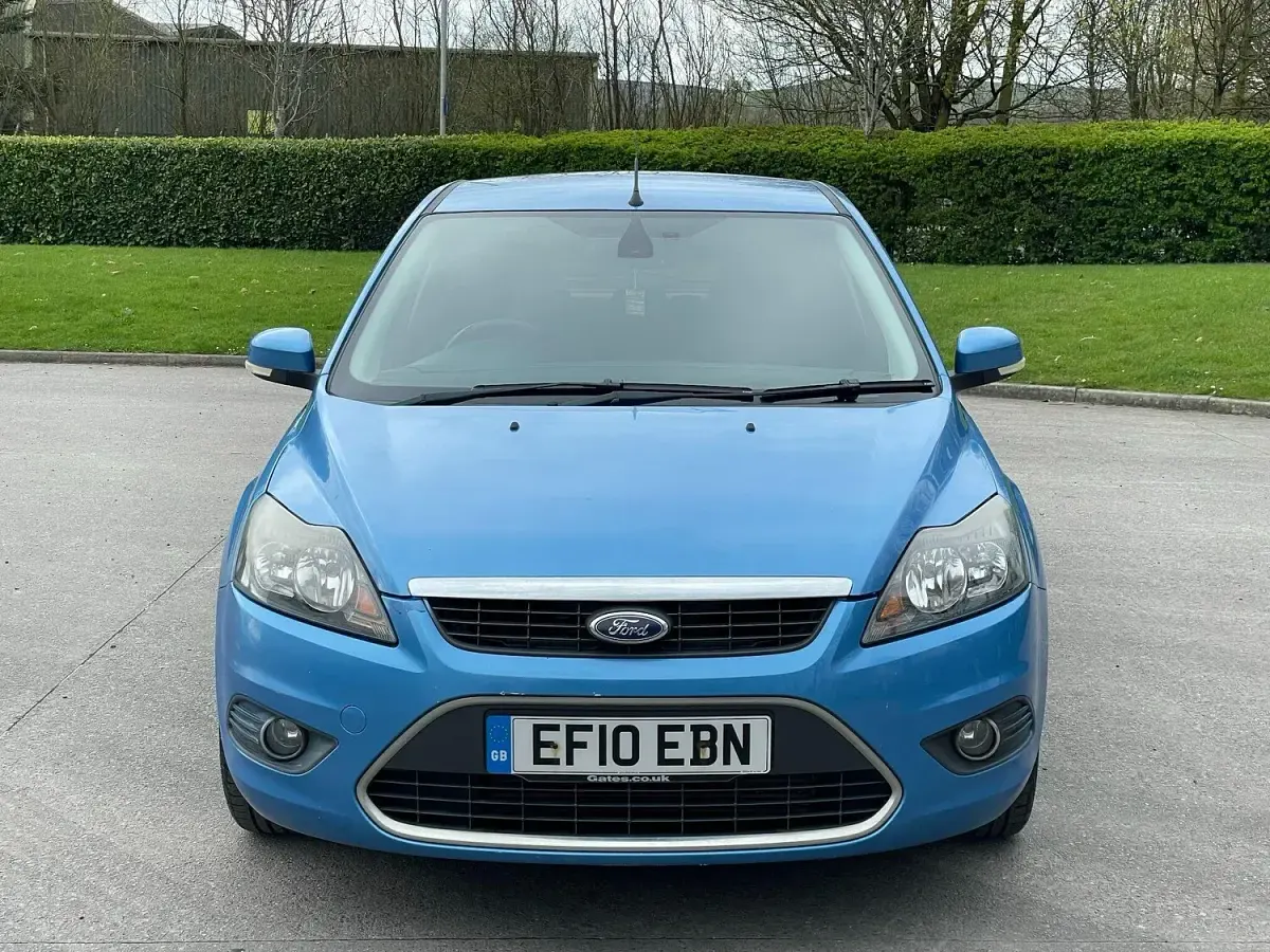 Used Ford Focus Titanium 110 HP (80 kW) 2010 Blue Hatchback