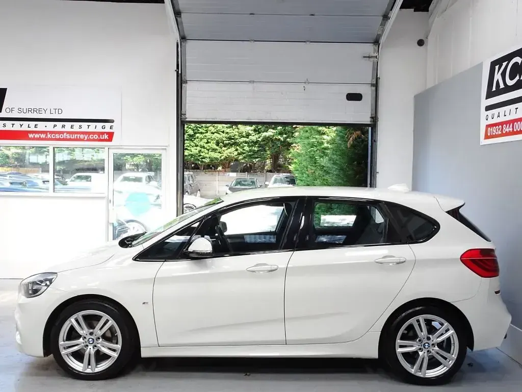 Used BMW 218 M Sport 150 HP (110 kW) 2017 White MPV