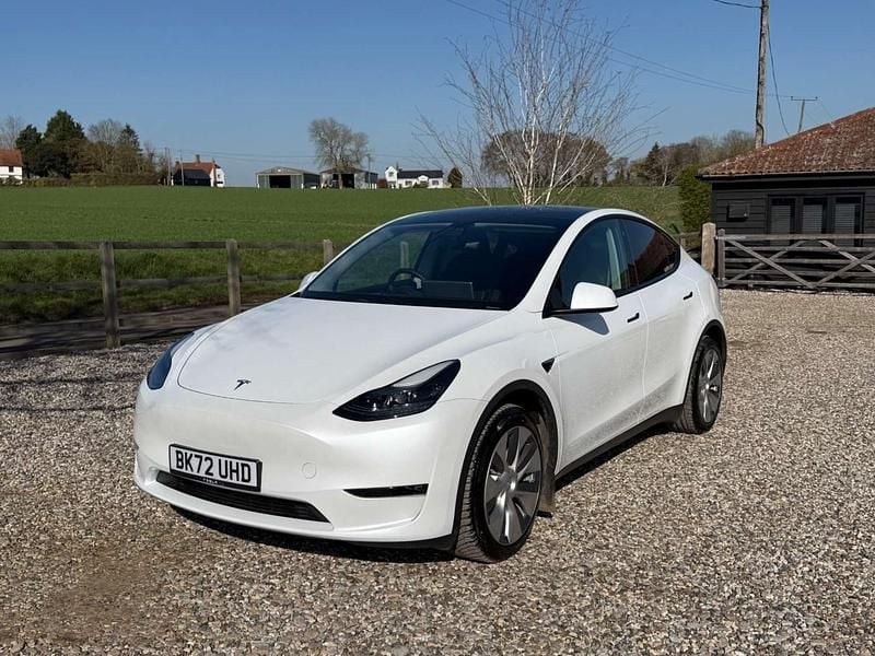 Used Tesla Model Y Long Range AWD 378 kW (514 HP) 2022 White SUV