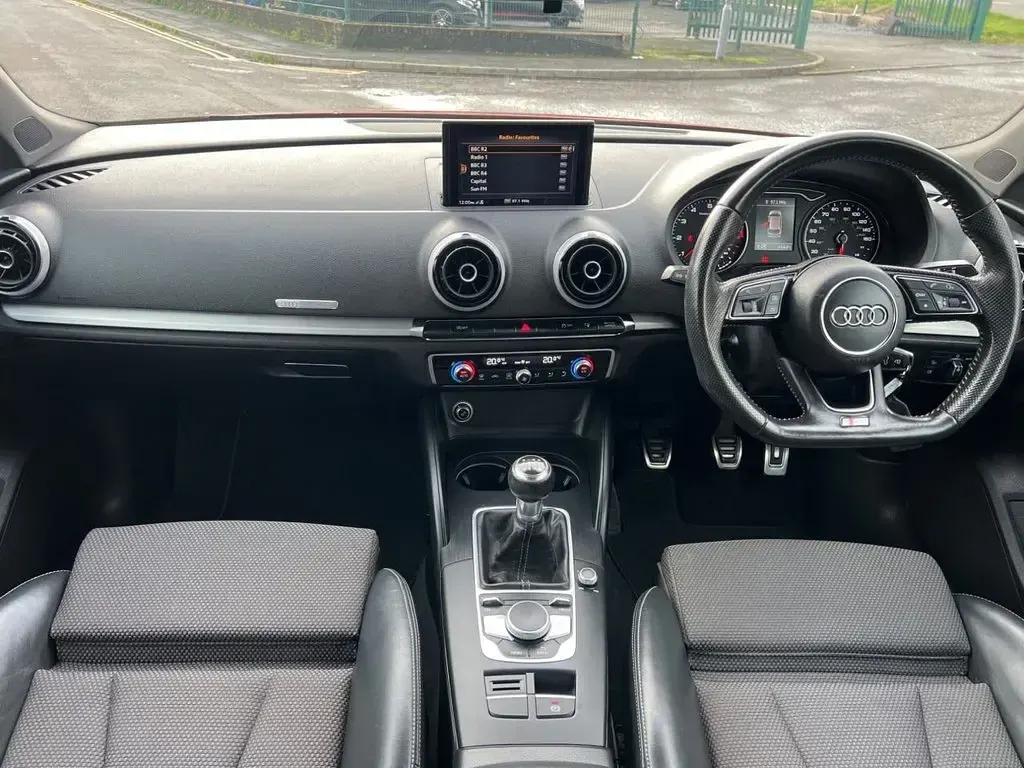 Used Audi A3 Sportback S-Line 150 HP (110 kW) 2016 Red Hatchback