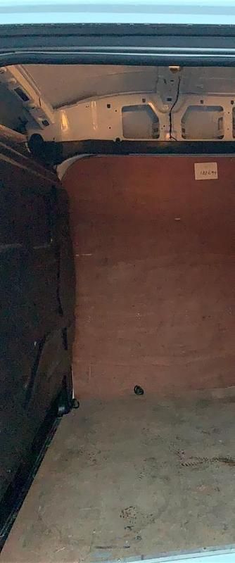 Image 4/4