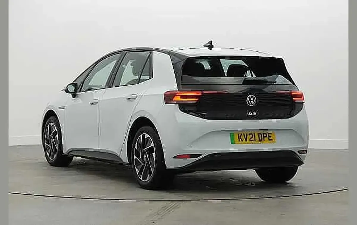 Used VW ID.3 Pro Performance 150 kW (204 HP) 2021 White Hatchback